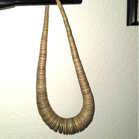 Vintage Wooden Disk Necklace - Hand Made - Picture 3 of 3